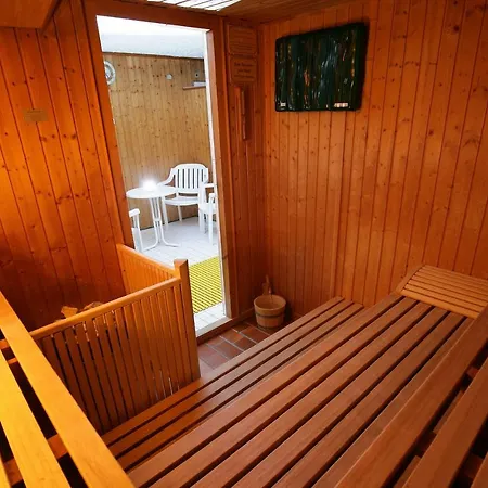 Apartment Am Baronenwald Goeppingen
