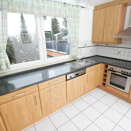 Am Baronenwald Apartment *