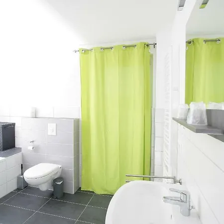 Am Baronenwald * 괴핑엔