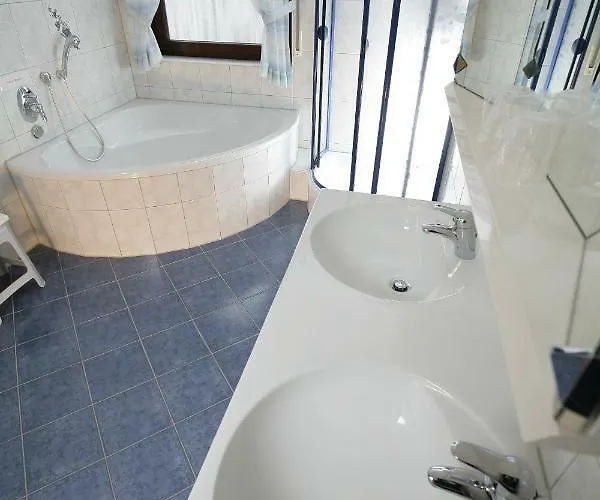 Am Baronenwald 公寓